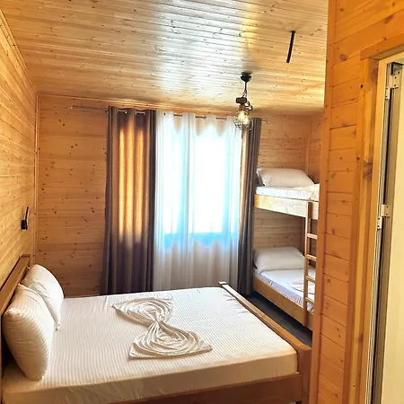 Hotel Ronis Place 4*